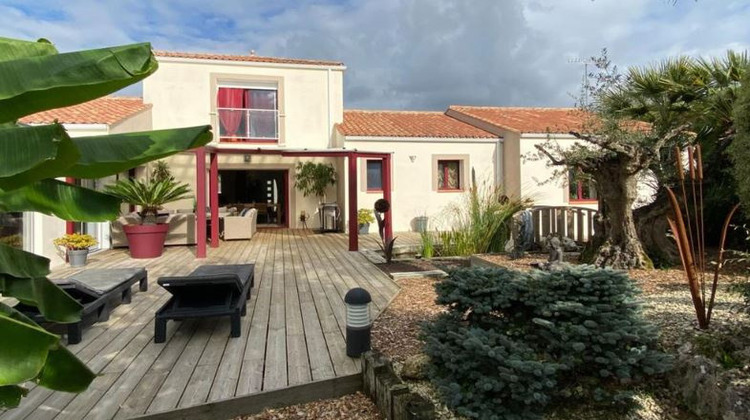 Ma-Cabane - Vente Maison Coëx, 258 m²