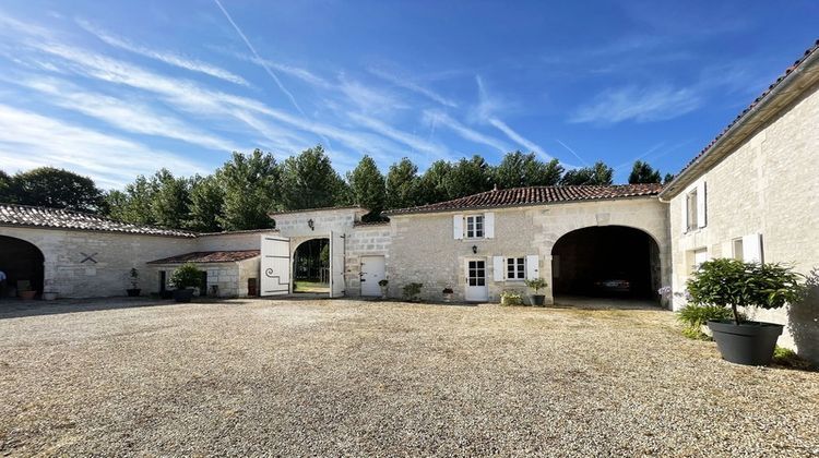 Ma-Cabane - Vente Maison COGNAC, 410 m²