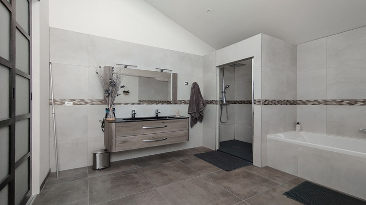 Ma-Cabane - Vente Maison COGNAC, 283 m²