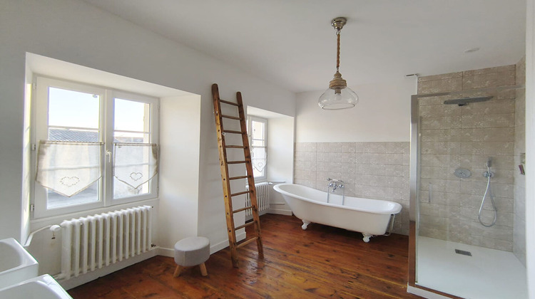 Ma-Cabane - Vente Maison COGNAC, 328 m²