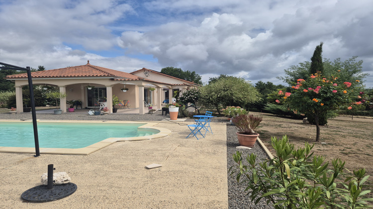 Ma-Cabane - Vente Maison Cognac-la-Forêt, 149 m²