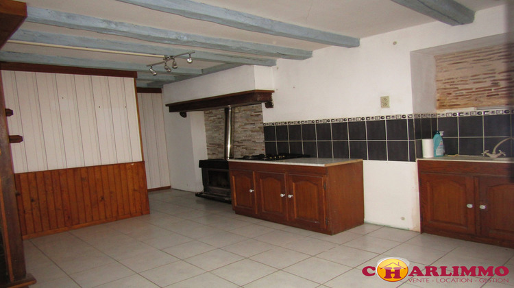 Ma-Cabane - Vente Maison Cognac-la-Forêt, 86 m²