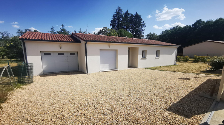 Ma-Cabane - Vente Maison COGNAC-LA-FORET, 67 m²