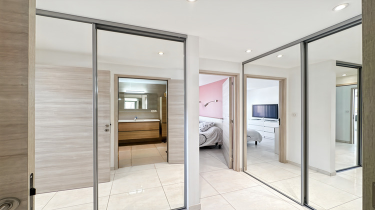 Ma-Cabane - Vente Maison Collonges-au-Mont-d'Or, 85 m²