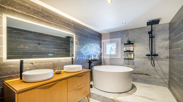 Ma-Cabane - Vente Maison Collonges-au-Mont-d'Or, 144 m²