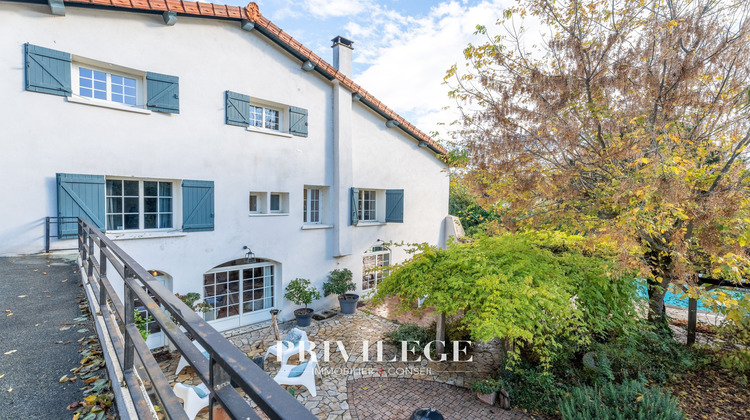 Ma-Cabane - Vente Maison Collonges-au-Mont-d'Or, 300 m²