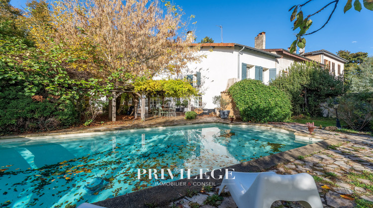 Ma-Cabane - Vente Maison Collonges-au-Mont-d'Or, 300 m²