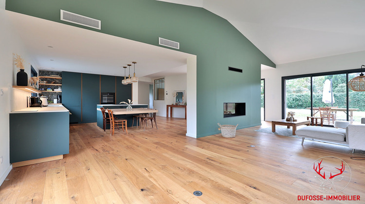 Ma-Cabane - Vente Maison COLLONGES-AU-MONT-D'OR, 196 m²