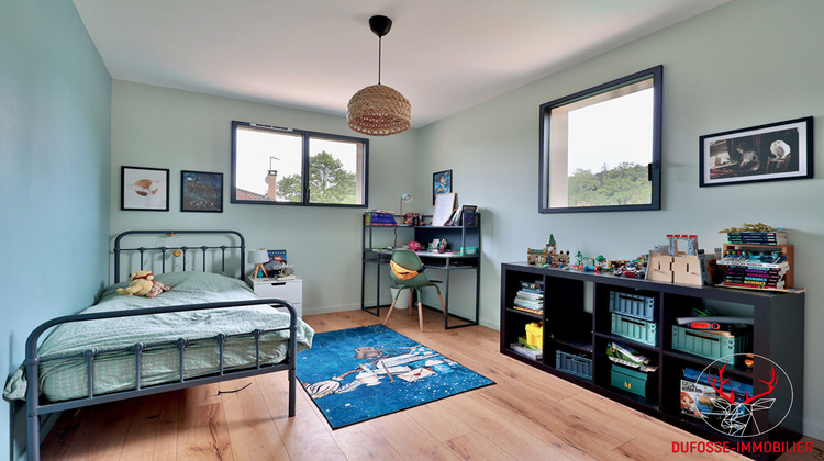 Ma-Cabane - Vente Maison COLLONGES-AU-MONT-D'OR, 196 m²