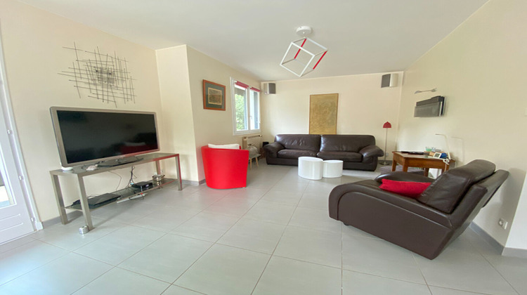Ma-Cabane - Vente Maison COLLONGES-AU-MONT-D'OR, 200 m²