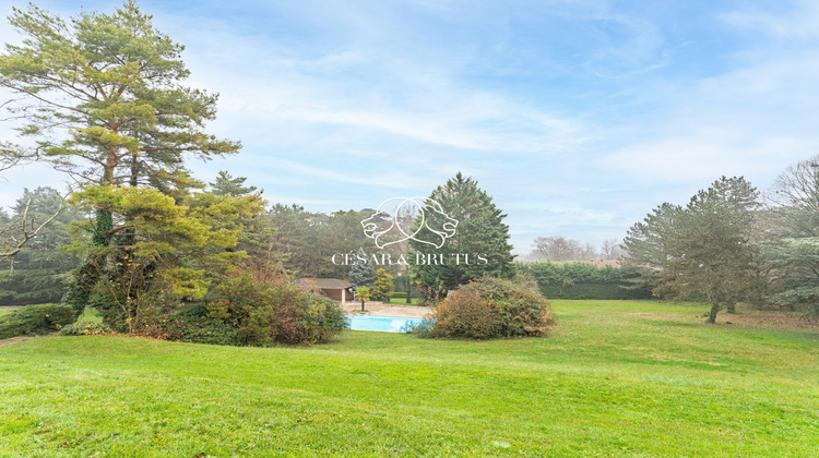Ma-Cabane - Vente Maison Collonges-au-Mont-d'Or, 355 m²