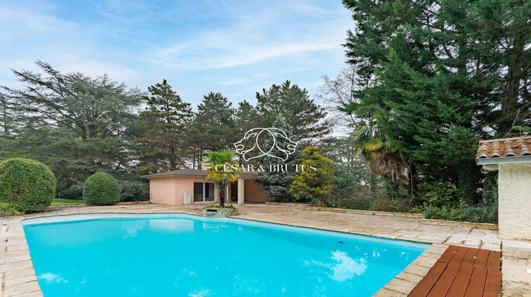Ma-Cabane - Vente Maison Collonges-au-Mont-d'Or, 355 m²