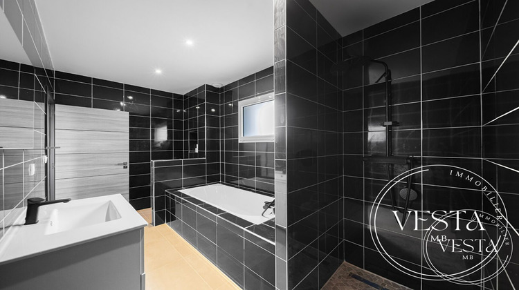 Ma-Cabane - Vente Maison Collonges-lès-Premières, 127 m²