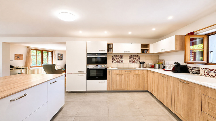 Ma-Cabane - Vente Maison COLLONGES-SOUS-SALEVE, 215 m²