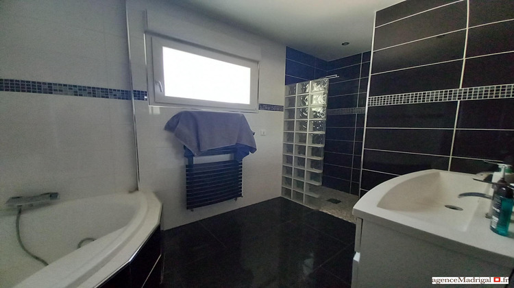 Ma-Cabane - Vente Maison Colombe, 140 m²