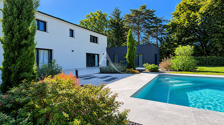 Ma-Cabane - Vente Maison COMBLEUX, 238 m²