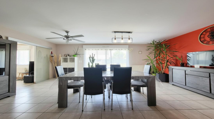 Ma-Cabane - Vente Maison COMBREE, 130 m²