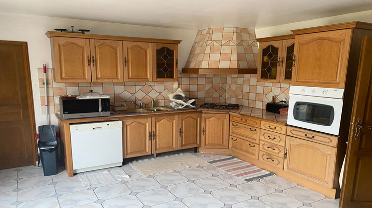 Ma-Cabane - Vente Maison COMBREUX, 158 m²