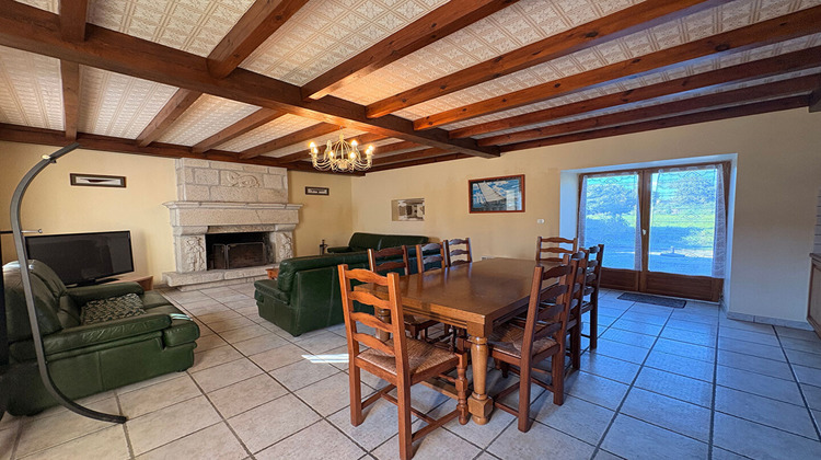 Ma-Cabane - Vente Maison COMBRIT, 211 m²