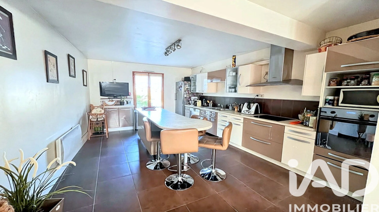 Ma-Cabane - Vente Maison Combs-la-Ville, 129 m²