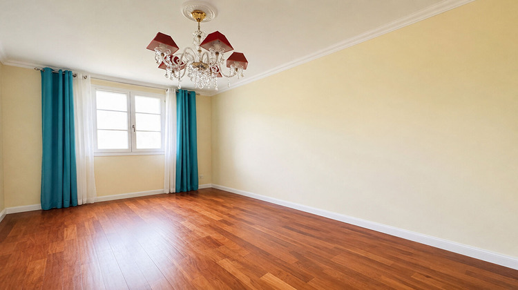Ma-Cabane - Vente Maison COMBS-LA-VILLE, 88 m²