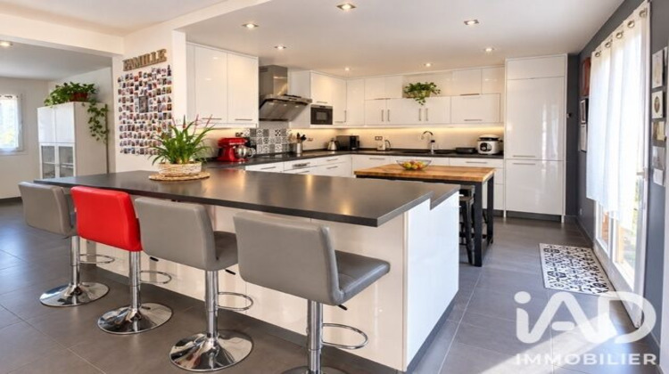 Ma-Cabane - Vente Maison Combs-la-Ville, 117 m²