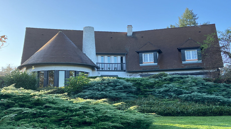 Ma-Cabane - Vente Maison COMMELLE-VERNAY, 241 m²