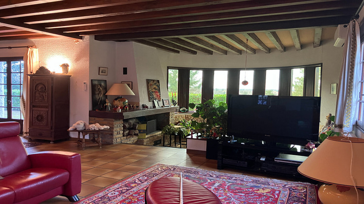 Ma-Cabane - Vente Maison COMMELLE-VERNAY, 241 m²