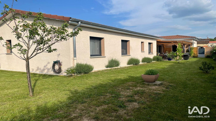 Ma-Cabane - Vente Maison Commelle-Vernay, 131 m²