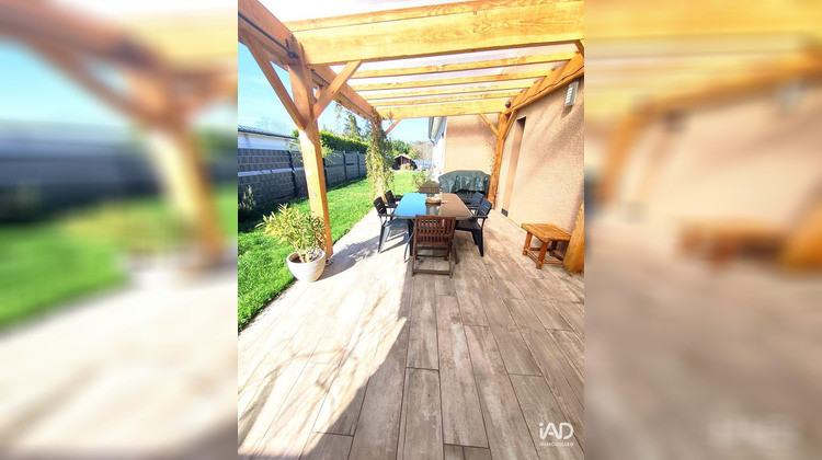 Ma-Cabane - Vente Maison Commelle-Vernay, 131 m²