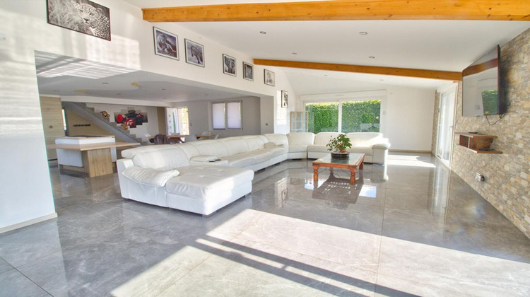 Ma-Cabane - Vente Maison COMMENAILLES, 164 m²