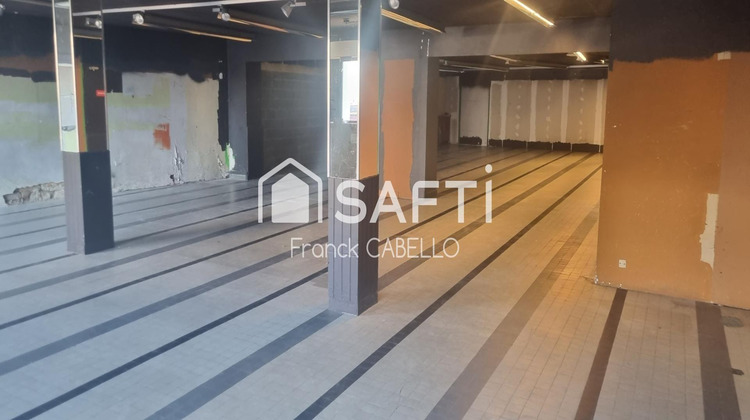 Ma-Cabane - Vente Maison Commentry, 700 m²