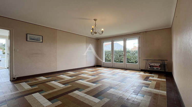 Ma-Cabane - Vente Maison COMMEQUIERS, 96 m²