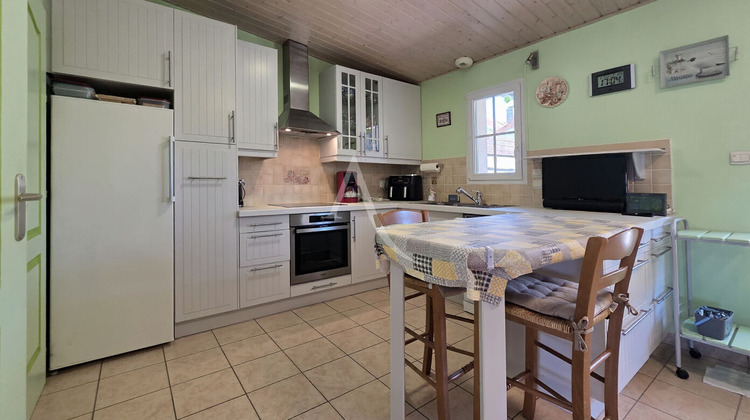 Ma-Cabane - Vente Maison COMMEQUIERS, 81 m²