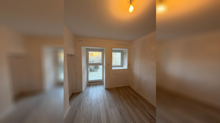 Ma-Cabane - Vente Maison COMMUNAY, 67 m²