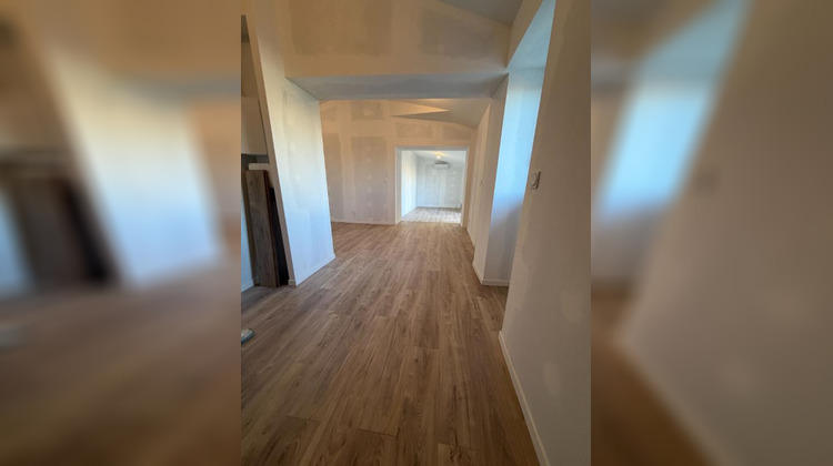 Ma-Cabane - Vente Maison COMMUNAY, 67 m²