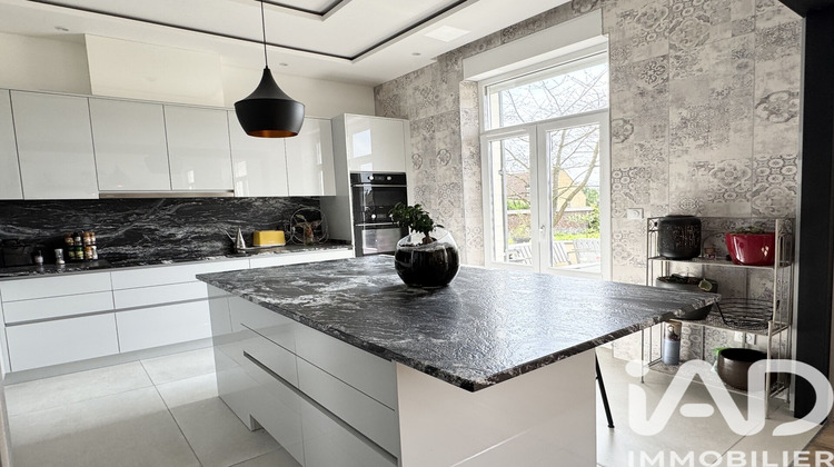 Ma-Cabane - Vente Maison Compiègne, 212 m²