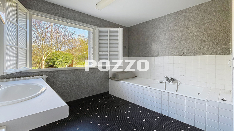 Ma-Cabane - Vente Maison CONDE-SUR-VIRE, 200 m²