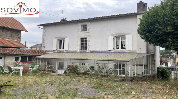 Ma-Cabane - Vente Maison Confolens, 188 m²