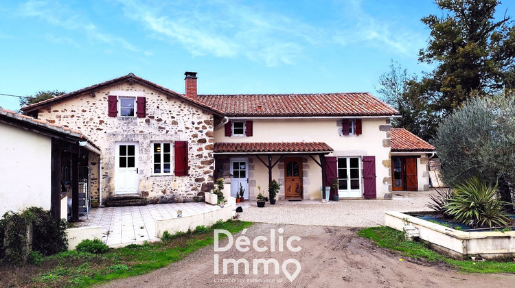 Ma-Cabane - Vente Maison CONFOLENS, 190 m²