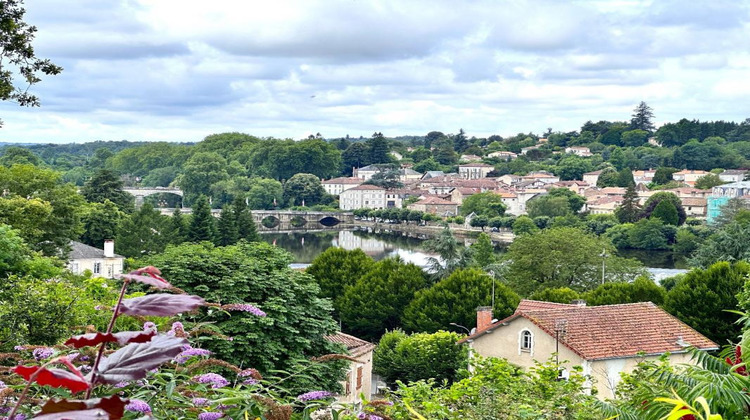 Ma-Cabane - Vente Maison CONFOLENS, 129 m²