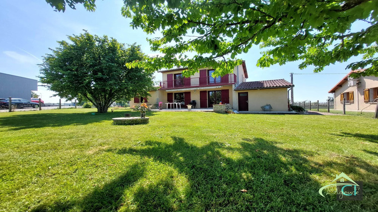 Ma-Cabane - Vente Maison Confolens, 124 m²