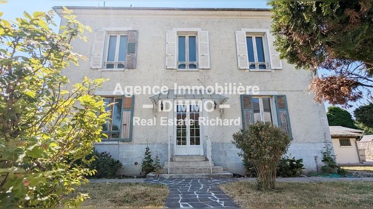 Ma-Cabane - Vente Maison Corbeilles, 160 m²