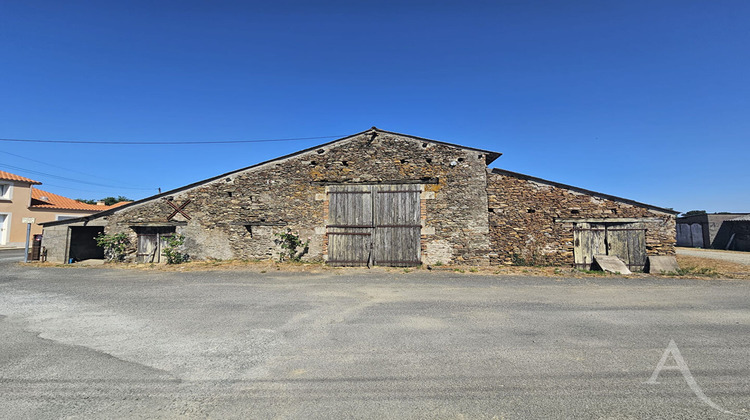Ma-Cabane - Vente Maison CORCOUE-SUR-LOGNE, 250 m²