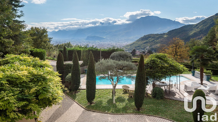 Ma-Cabane - Vente Maison Corenc, 303 m²