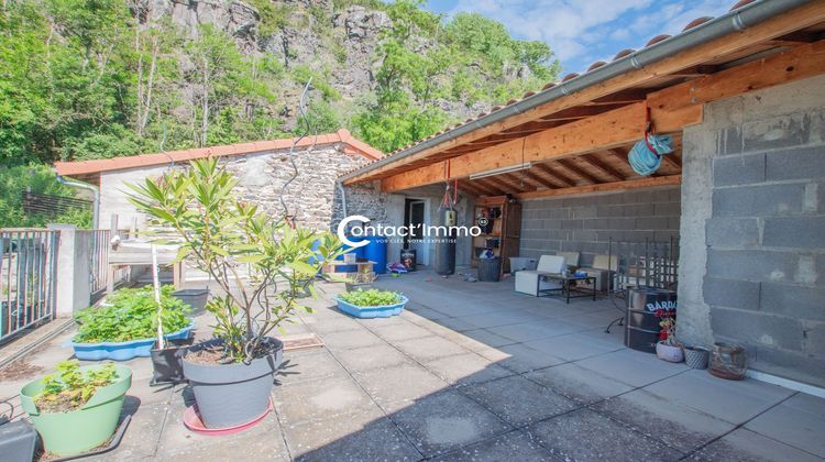 Ma-Cabane - Vente Maison Corent, 165 m²