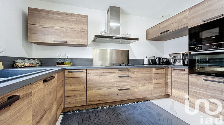 Ma-Cabane - Vente Maison Corneilhan, 140 m²