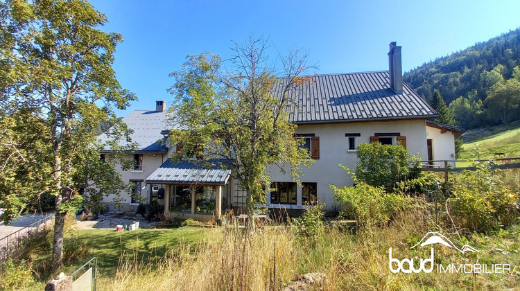 Ma-Cabane - Vente Maison Corrençon-en-Vercors, 657 m²