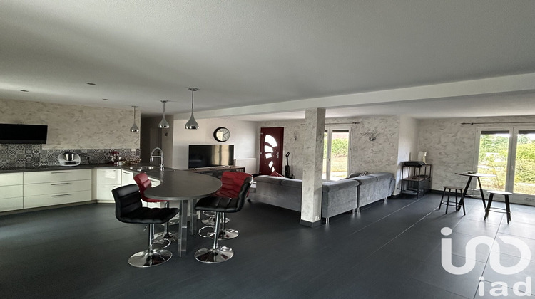 Ma-Cabane - Vente Maison Cosne-d'Allier, 195 m²
