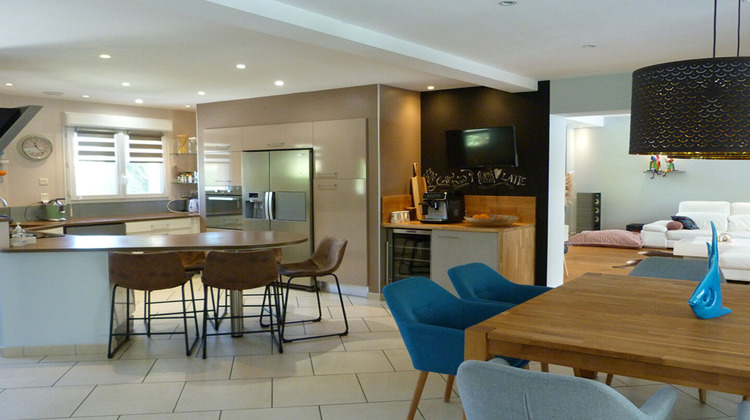 Ma-Cabane - Vente Maison COSSE-LE-VIVIEN, 185 m²